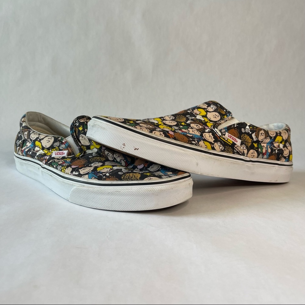Vans x Peanuts Slip-On Shoes The Gang Snoopy Charlie Brown US Men’s 11.5